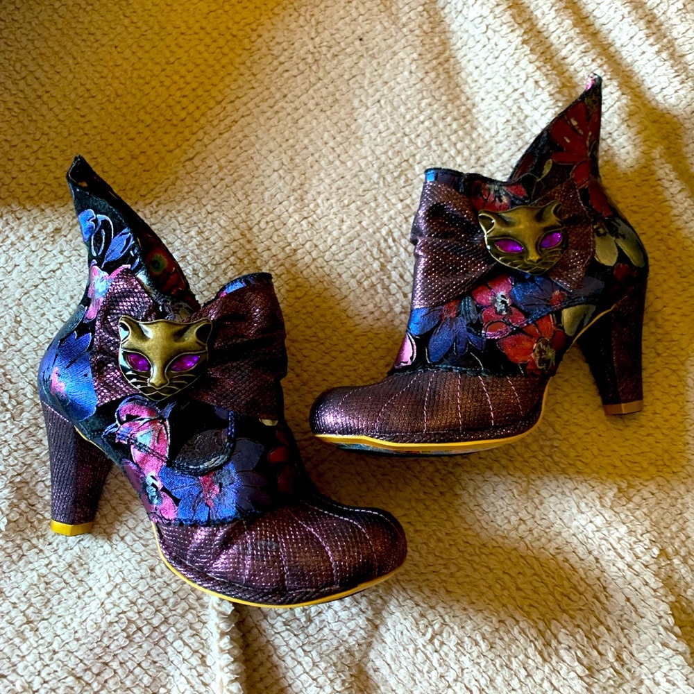 Irregular Choice shoes size 39 (8), Miaow Purple.